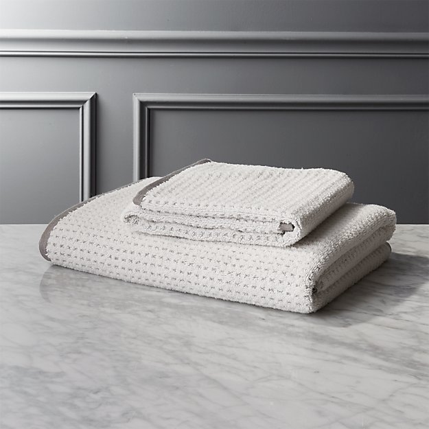 BATH TOWELS